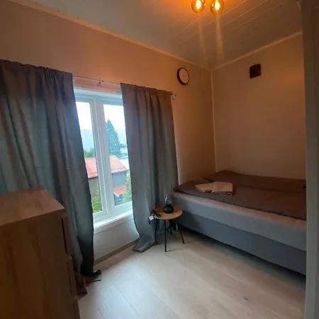 Vikavegen سترين