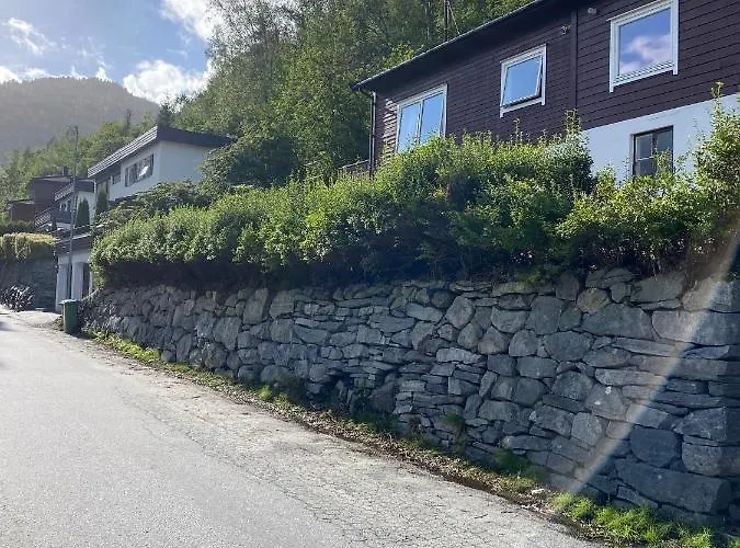 Vikavegen Apartament *